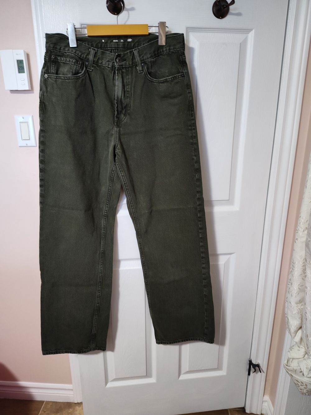 Old Navy Men's '90s Baggy Jeans – 33W x 34L